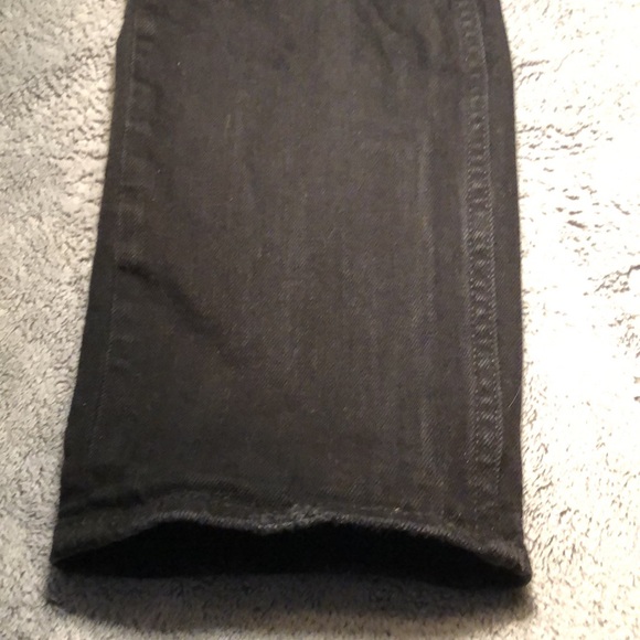 Arizona Jeans Sz 11/Black distressed Boyfriend/5 pockets/belt loops/straight leg - Picture 12 of 16